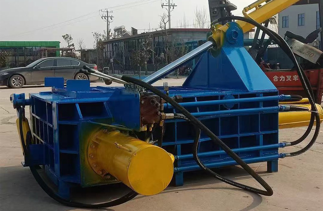 The metal baler machine