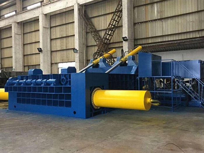 The metal baler machine