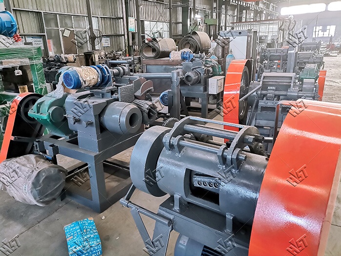 Standard tire cutting machine