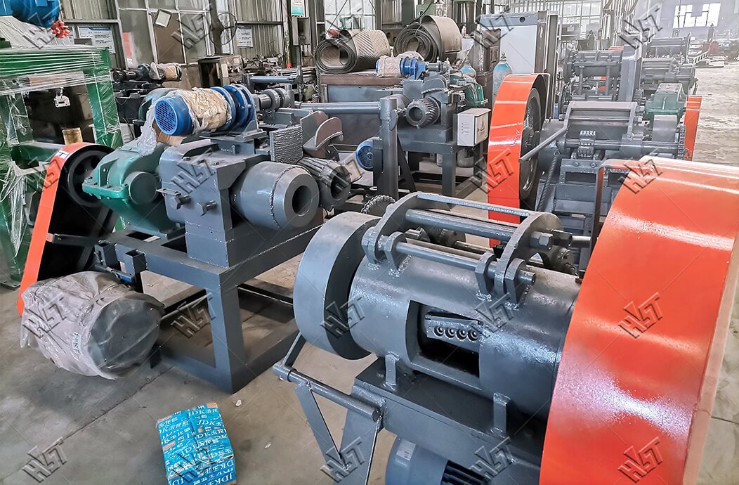 Standard tire cutting machine